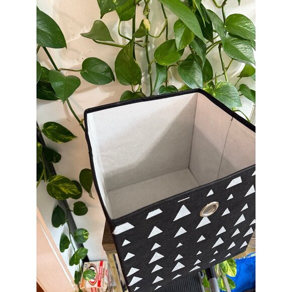 Black & White Triangle Fabric Storage Cube - Picture 3 of 10